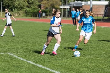 Bild 8 - wBJ VfL Pinneberg - Germania Schnelsen : Ergebnis: 15:1